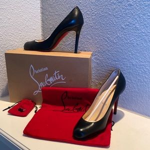 Christian Louboutin 37 (6.5) SimplePump100 Kid Black